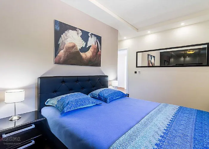 Bezauberndes Mit Pool, Meerblick, Garage, Waschmaschine *